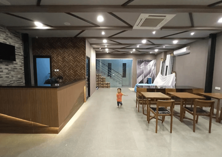 Cari Tempat Menginap untuk Acara Wisuda, Ini 3 Hotel Nyaman yang Ada di Dekat Kampus Undip Tembalang