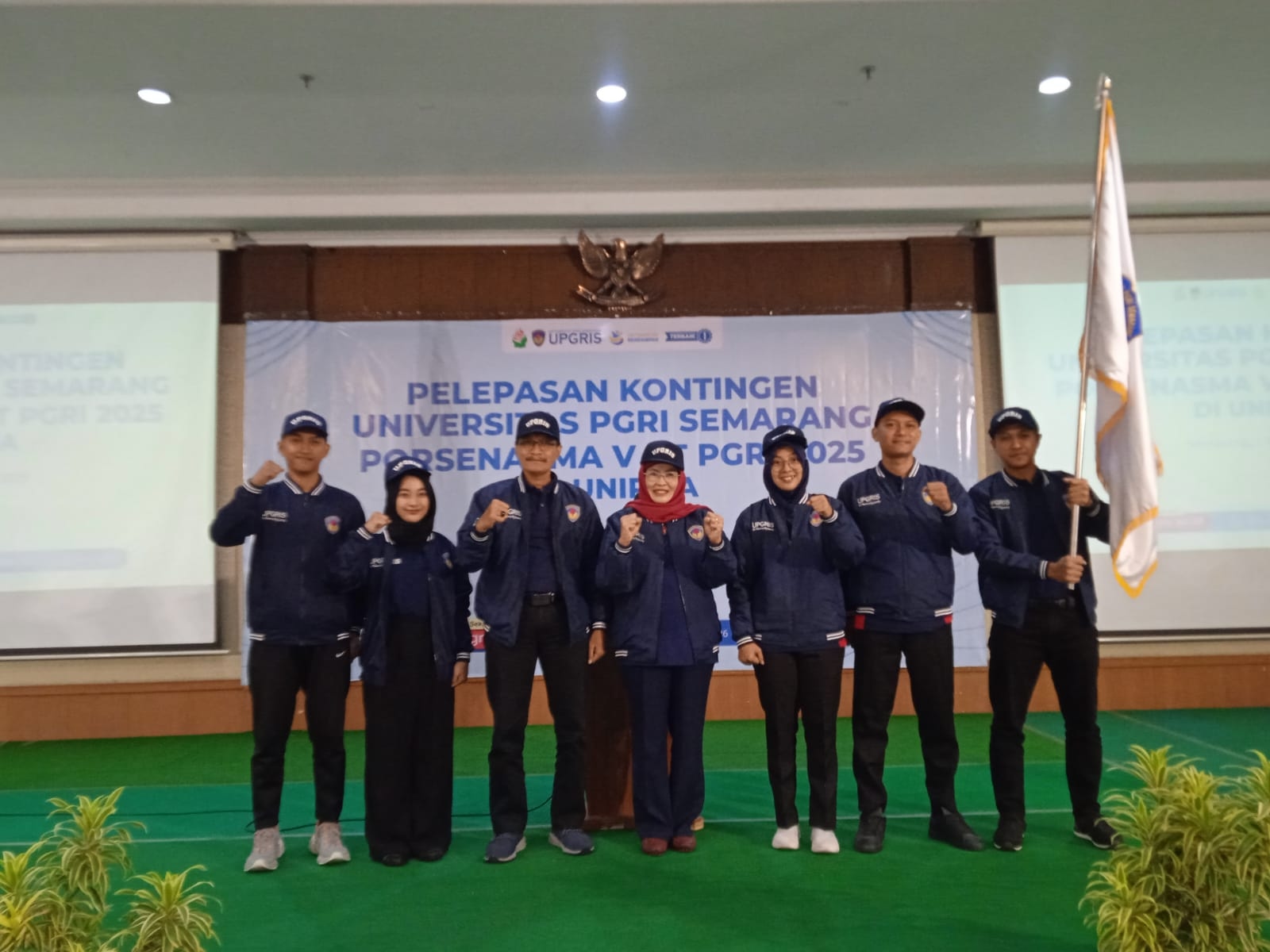 Target 39 Medali Emas, UPGRIS Lepas Kontingen ke Porsenasma V 2025, Rektor : Kemenangan jadi Tujuan tapi Tetap Jaga Persaudaraan