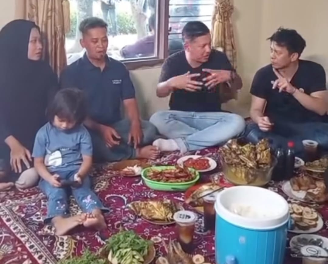 The Dudas Minus One Bikin Geger Warga Pati, Raffi Ahmad Hingga Ariel Noah Jadi Rebutan