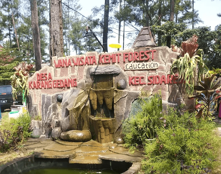 4 Pilihan Tempat Wisata di Kawasan Cilacap yang Enak buat Dikunjungi pada Malam Hari