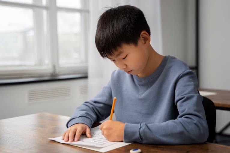 Mau Lolos UTBK? Ini 3 Jurus Jitu Taklukkan TKA Sosiologi Tanpa Banyak Menghafal!