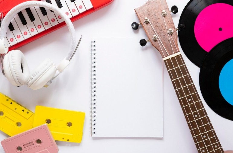 BIKIN KUPING PUSING! Ini 7 Lagu Terpanjang di Dunia, Ada yang Durasi 1.000 Tahun!