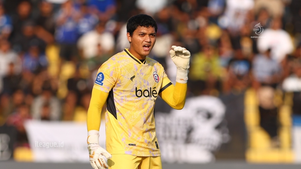 Demi Cleansheet Perdana, Eks PSIS, Adi Satryo Ajak Arema FC Tampil Kompak Lawan Bhayangkara FC