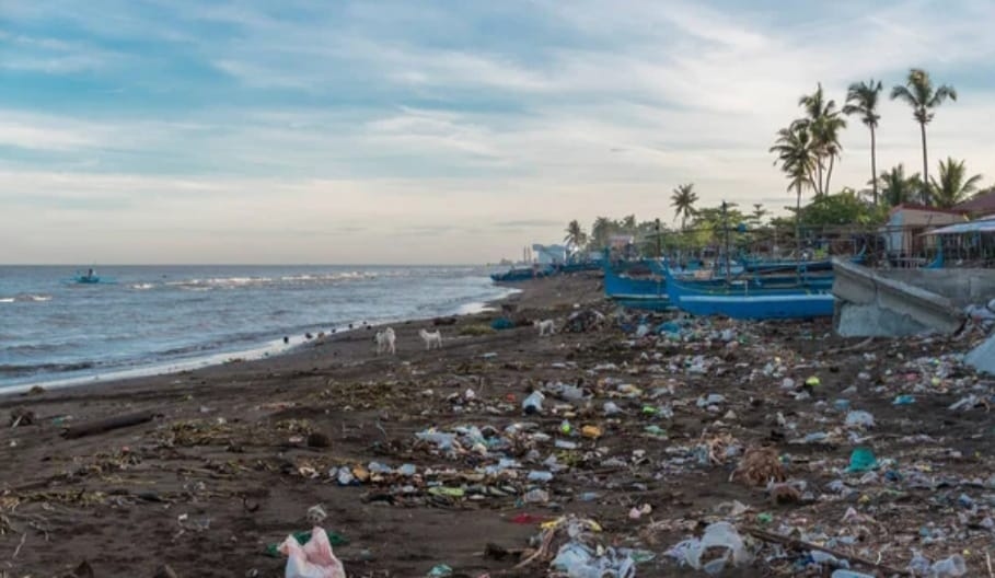 Menyingkap Fakta 10 Pantai Terkotor di Dunia dan Upaya Penyelamatannya