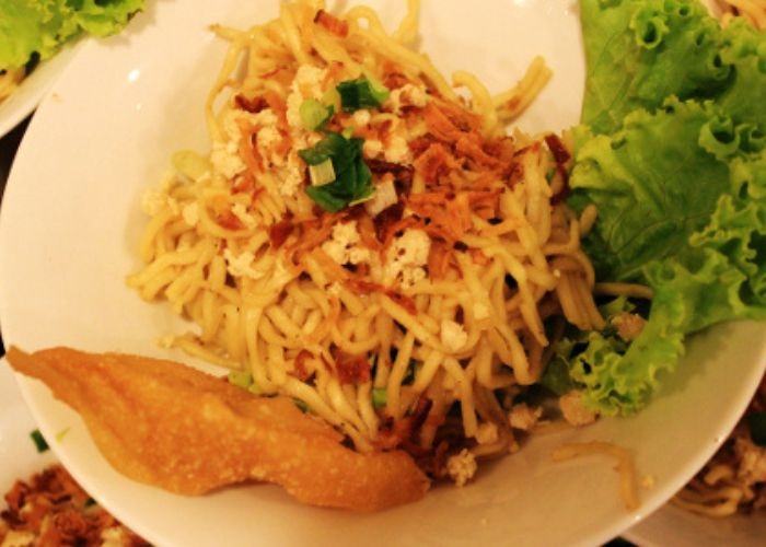 Geger! Rahasia Kuliner Cwie Mie Malang Terungkap! Kenapa Namanya Aneh dan Rasanya Bikin Nagih?