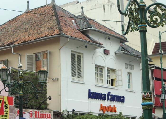 Bangunan Tua Berubah Rupa: Mengungkap Rahasia Arsitektur Gedung Kimia Farma II di Yogyakarta yang Kini Jadi Destinasi Kuliner!