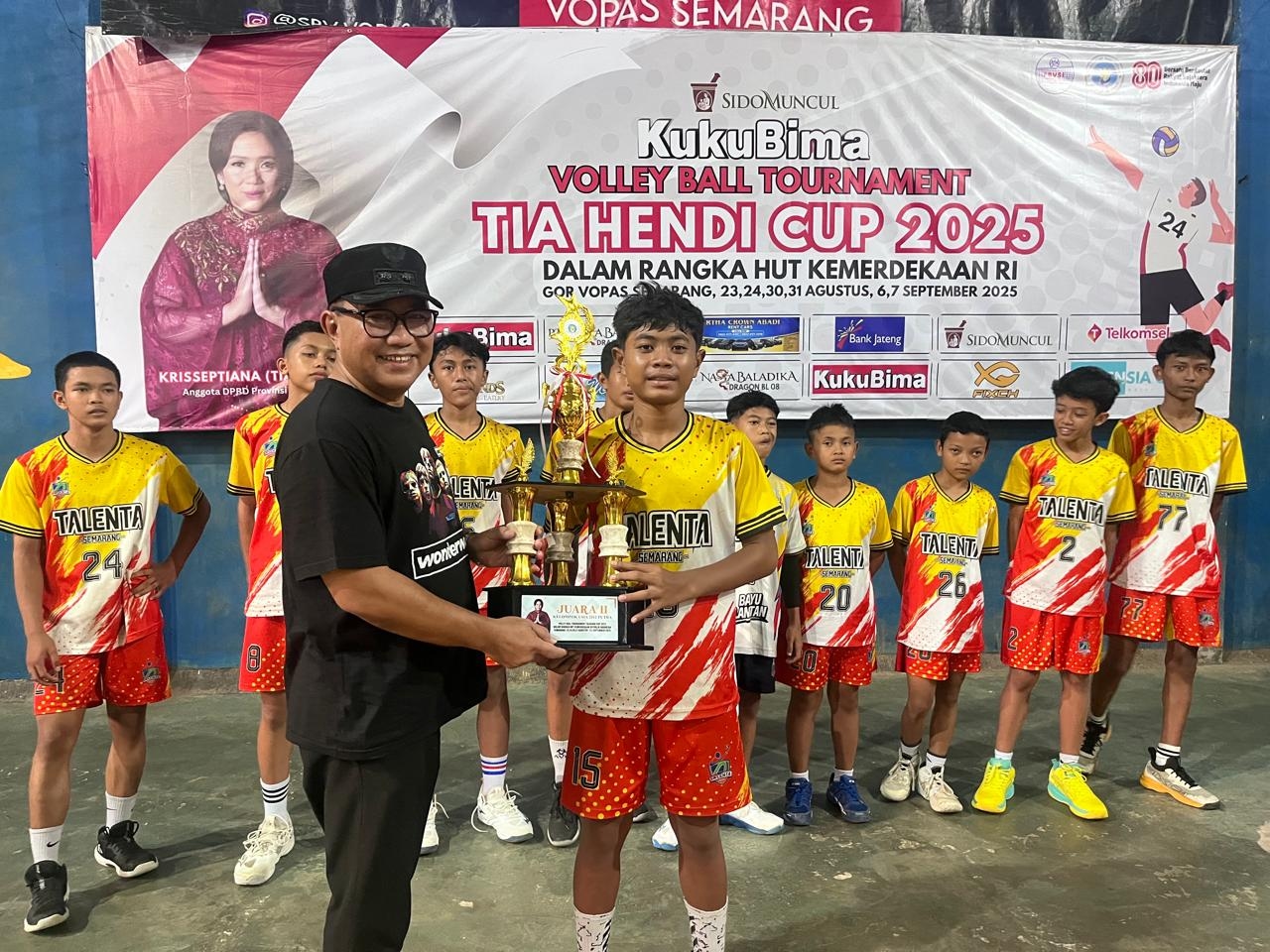 Volley Ball Tournament TIA Hendi Cup 2025 Berlangsung Meriah, Iswar Berikan Piala Pada Para Juara