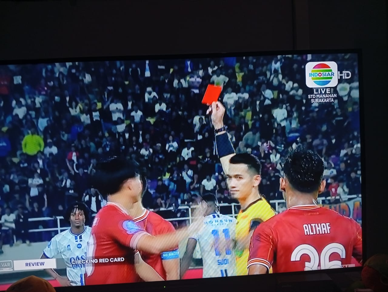 Profil Wasit Persis vs Persijap: Muhammad Tri Santoso, Tegas di Tengah Drama VAR