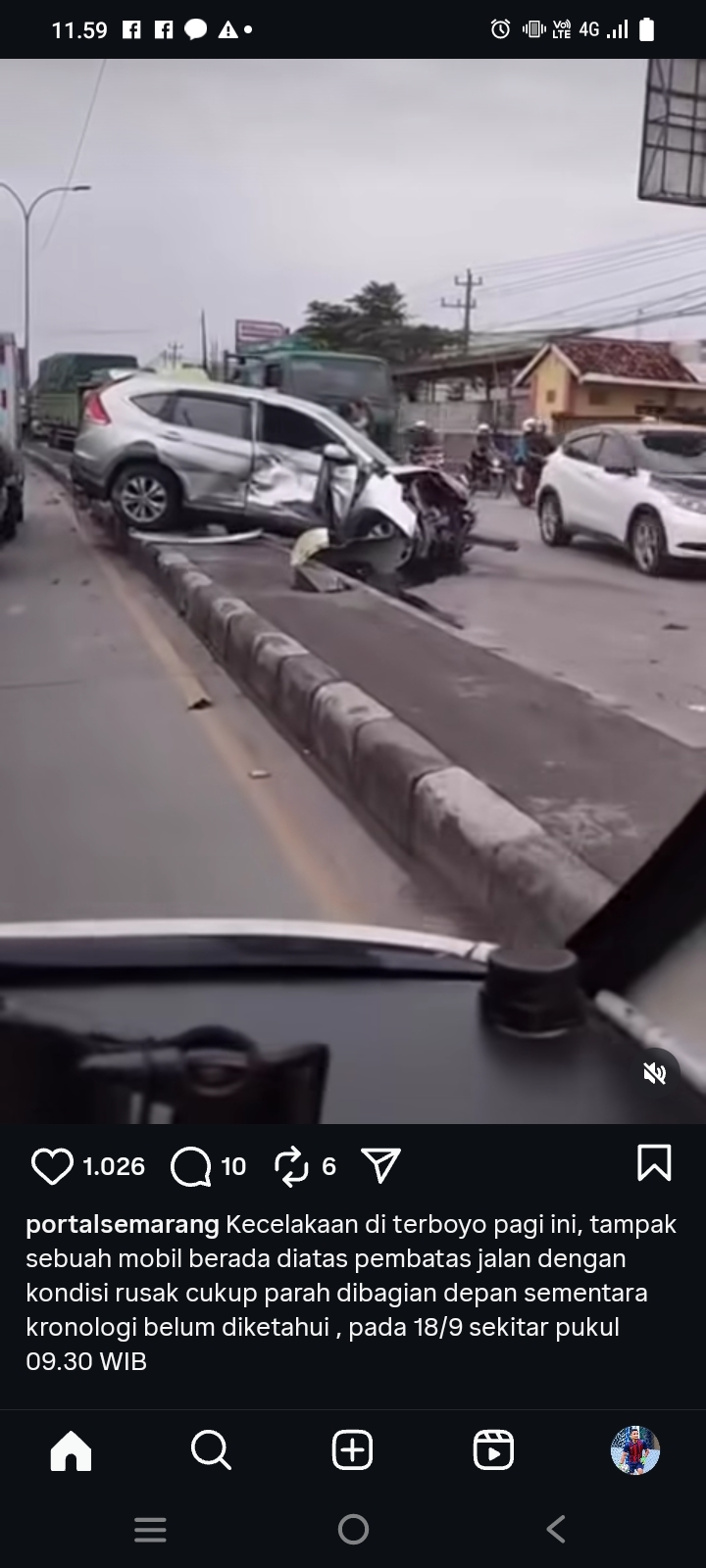 Kecelakaan di Terboyo Semarang, Mobil Naik Pembatas Jalan