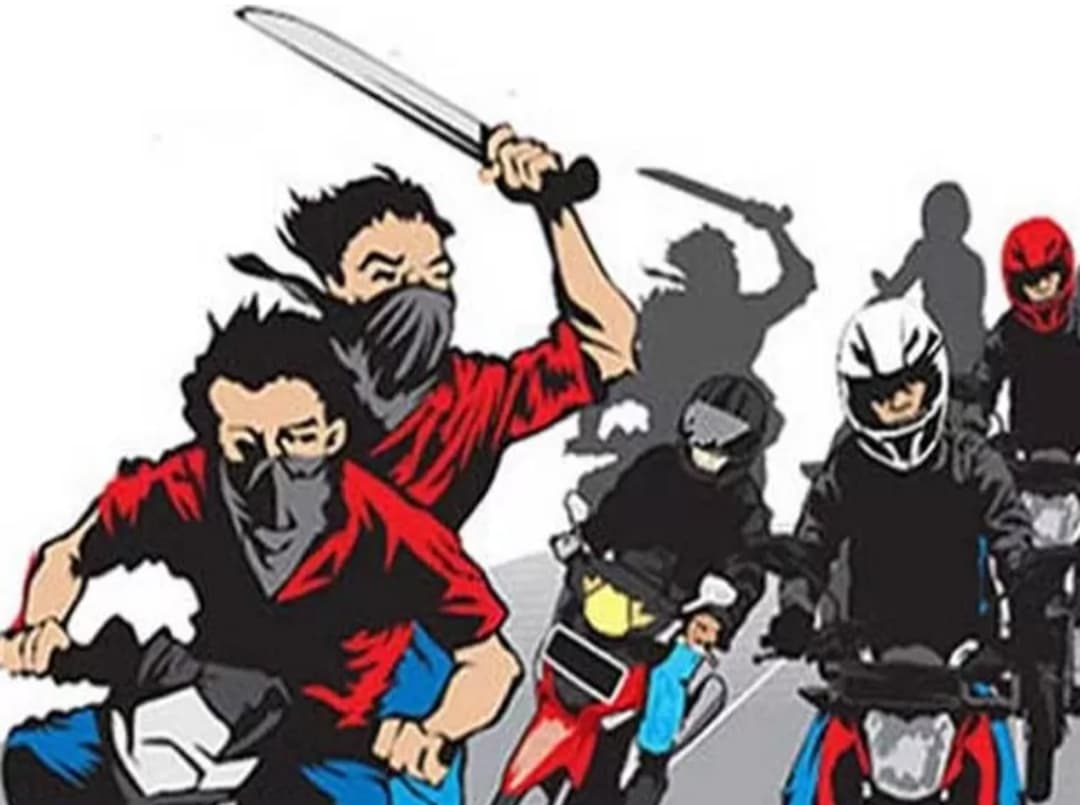 Pelajar SMP di Pemalang Dibacok Geng Motor saat Membeli Makanan di Warung