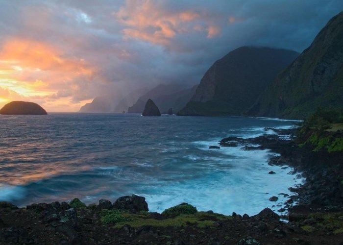 Dunia Akan Bergetar! Deretan Tempat Paling Angker di Dunia (Bagian 2): Dari Makam Terkutuk Sampai Markas Kapal Selam Nuklir