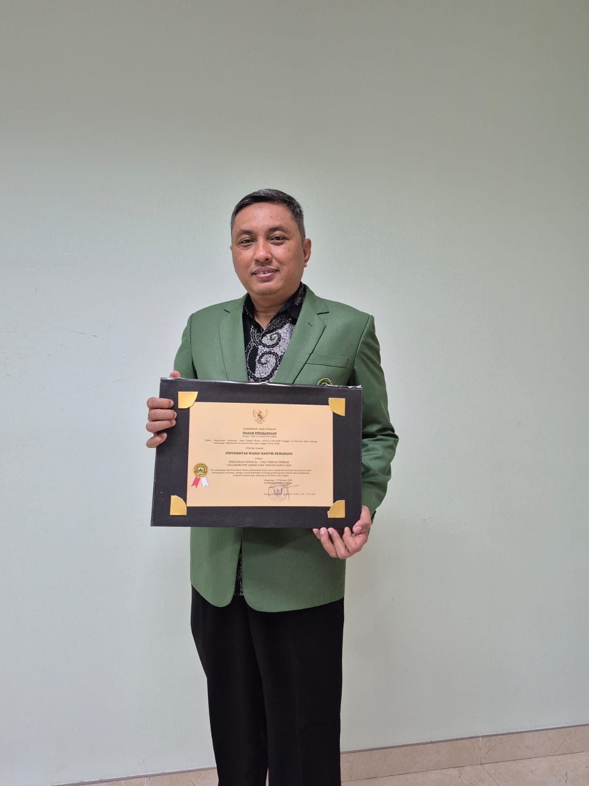 Unwahas Terima Penghargaan sebagai Perguruan Tinggi se-Jawa Tengah Terbaik Tahun 2026